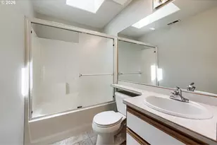 384 SE 58th Ct, Hillsboro, OR 97123 - Photo 21