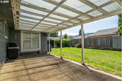6731 Thurston Rd, Springfield, OR 97478 - Photo 37