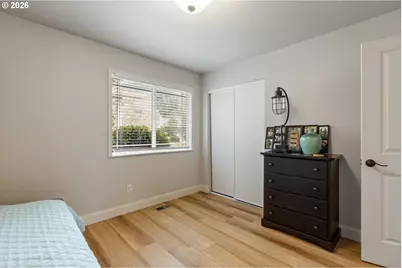 137 N River Dr, Roseburg, OR 97470 - Photo 33