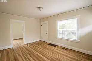 102 NE 45th Ave, Portland, OR 97213 - Photo 7
