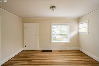 102 NE 45th Ave, Portland, OR 97213 - Photo 5