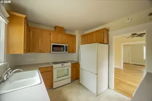 102 NE 45th Ave, Portland, OR 97213 - Photo 19
