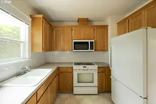 102 NE 45th Ave, Portland, OR 97213 - Photo 15