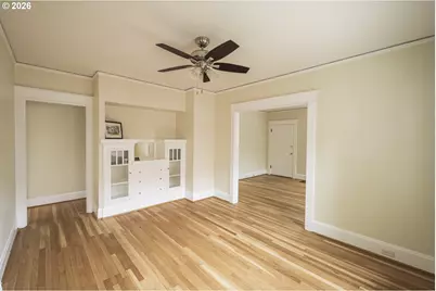 102 NE 45th Ave, Portland, OR 97213 - Photo 11