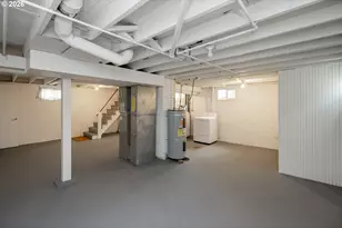 102 NE 45th Ave, Portland, OR 97213 - Photo 33