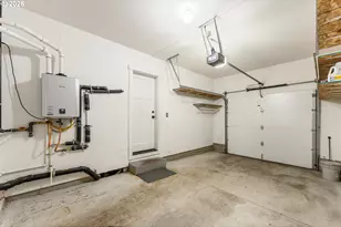 526 NE Beech St, Portland, OR 97212 - Photo 31