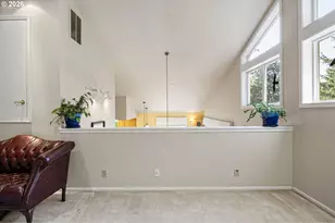 2533 Moon Mountain Dr, Eugene, OR 97403 - Photo 19