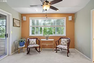 2533 Moon Mountain Dr, Eugene, OR 97403 - Photo 9