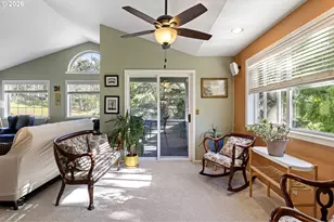 2533 Moon Mountain Dr, Eugene, OR 97403 - Photo 7