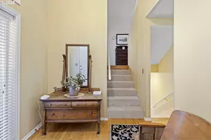 2533 Moon Mountain Dr, Eugene, OR 97403 - Photo 3