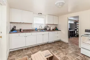 1385 Hines St, Salem, OR 97302 - Photo 7