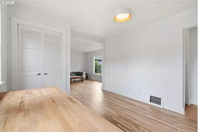 11140 NE Schuyler St, Portland, OR 97220 - Photo 7