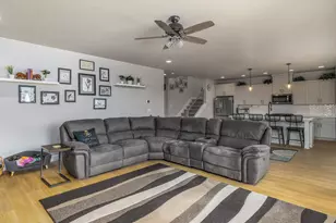 853 NE 17th Ave, Canby, OR 97013 - Photo 13