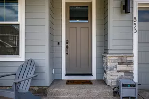 853 NE 17th Ave, Canby, OR 97013 - Photo 3