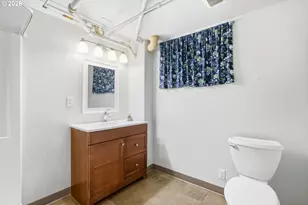 7034 N Wilbur Ave, Portland, OR 97217 - Photo 19