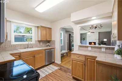 1321 E 13th St, The Dalles, OR 97058 - Photo 13