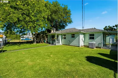 1321 E 13th St, The Dalles, OR 97058 - Photo 39