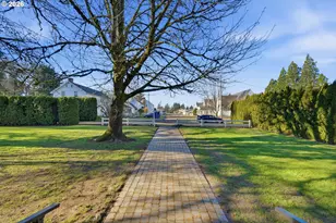 15109 2nd St, Aurora, OR 97002 - Photo 3