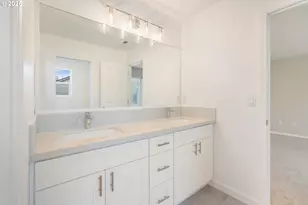 5016 NE Candlewood Pl, Hillsboro, OR 97124 - Photo 21