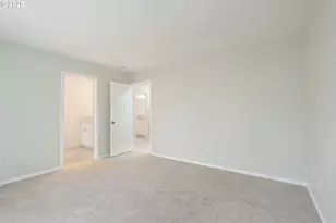 5016 NE Candlewood Pl, Hillsboro, OR 97124 - Photo 19