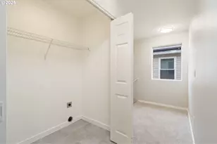 5016 NE Candlewood Pl, Hillsboro, OR 97124 - Photo 35