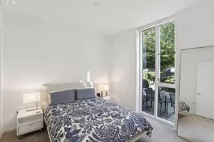 1075 NW Northrup St, Portland, OR 97209 - Photo 9