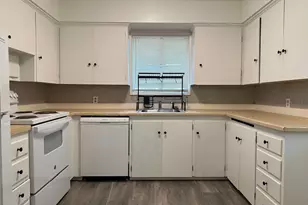 2227 SE 70th Ave, Portland, OR 97215 - Photo 9