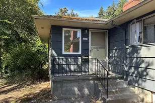 2227 SE 70th Ave, Portland, OR 97215 - Photo 3