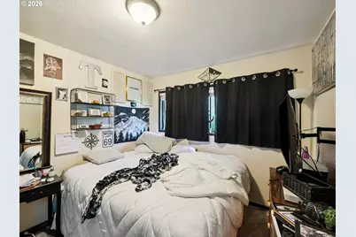 2227 SE 70th Ave, Portland, OR 97215 - Photo 31