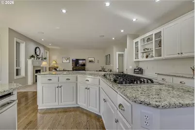 10930 SW Evans Ct, Tualatin, OR 97062 - Photo 13