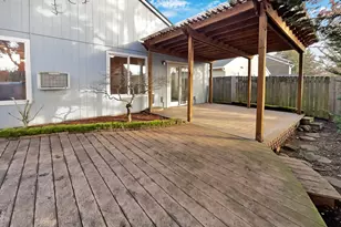 17007 SE 19th St, Vancouver, WA 98683 - Photo 5