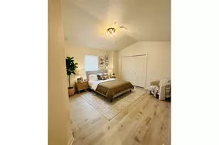 621 NE Garswood Ln, Hillsboro, OR 97006 - Photo 11