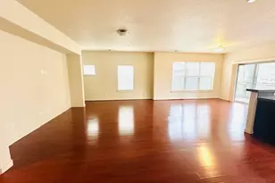 621 NE Garswood Ln, Hillsboro, OR 97006 - Photo 13