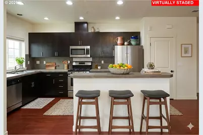 621 NE Garswood Ln, Hillsboro, OR 97006 - Photo 3