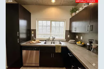 621 NE Garswood Ln, Hillsboro, OR 97006 - Photo 7