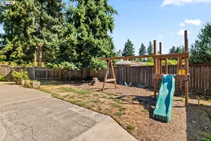 3187 Alyndale Dr, Eugene, OR 97404 - Photo 37