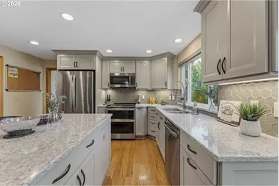 8135 SW 158th Pl, Beaverton, OR 97007 - Photo 13