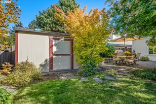 8135 SW 158th Pl, Beaverton, OR 97007 - Photo 41