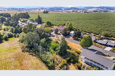 Sw Bayou Dr #600, McMinnville, OR 97128 - Photo 5