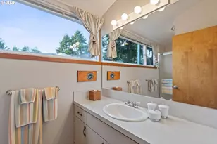 600 Island Dr, Gleneden Beach, OR 97388 - Photo 25