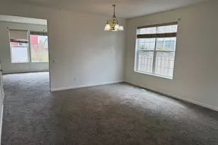 15472 SE Bollam Dr, Clackamas, OR 97015 - Photo 5