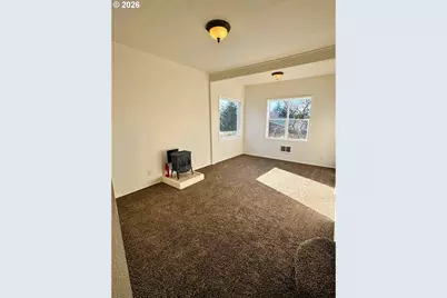 584 N Baxter St, Coquille, OR 97423 - Photo 25