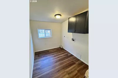 584 N Baxter St, Coquille, OR 97423 - Photo 35