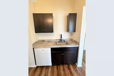 584 N Baxter St, Coquille, OR 97423 - Photo 23