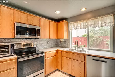 2610 NW 8th St, Battle Ground, WA 98604 - Photo 7