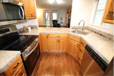 10322 SW Trapper Ter, Beaverton, OR 97008 - Photo 17