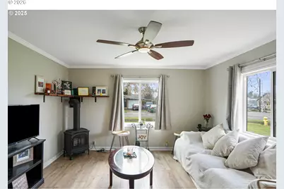 836 Eldin Ave, Salem, OR 97317 - Photo 23