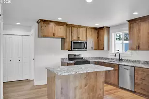 4425 Knotty Pne Ct, Sweet Home, OR 97386 - Photo 9
