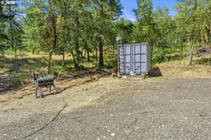 2263 Canyonville-Riddle Rd, Riddle, OR 97469 - Photo 29