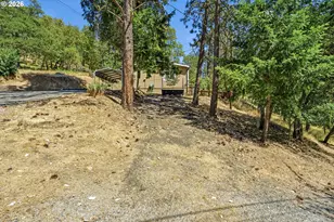 2263 Canyonville-Riddle Rd, Riddle, OR 97469 - Photo 31